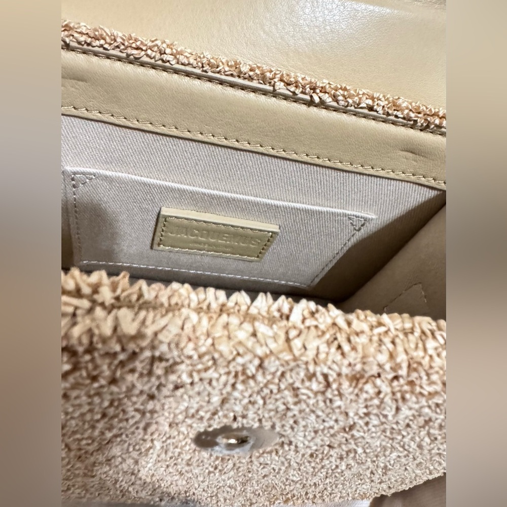 Jacquemus Beige Le Papier 'Le Chiquito Moyen' Bag - Picture 11 of 16